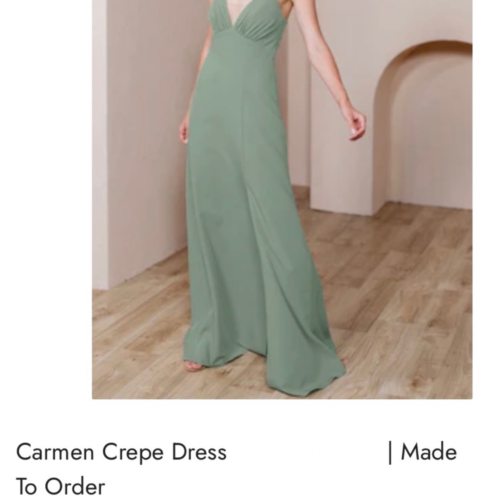 Revelry Carmen Crwpw Dress- Sage size 4